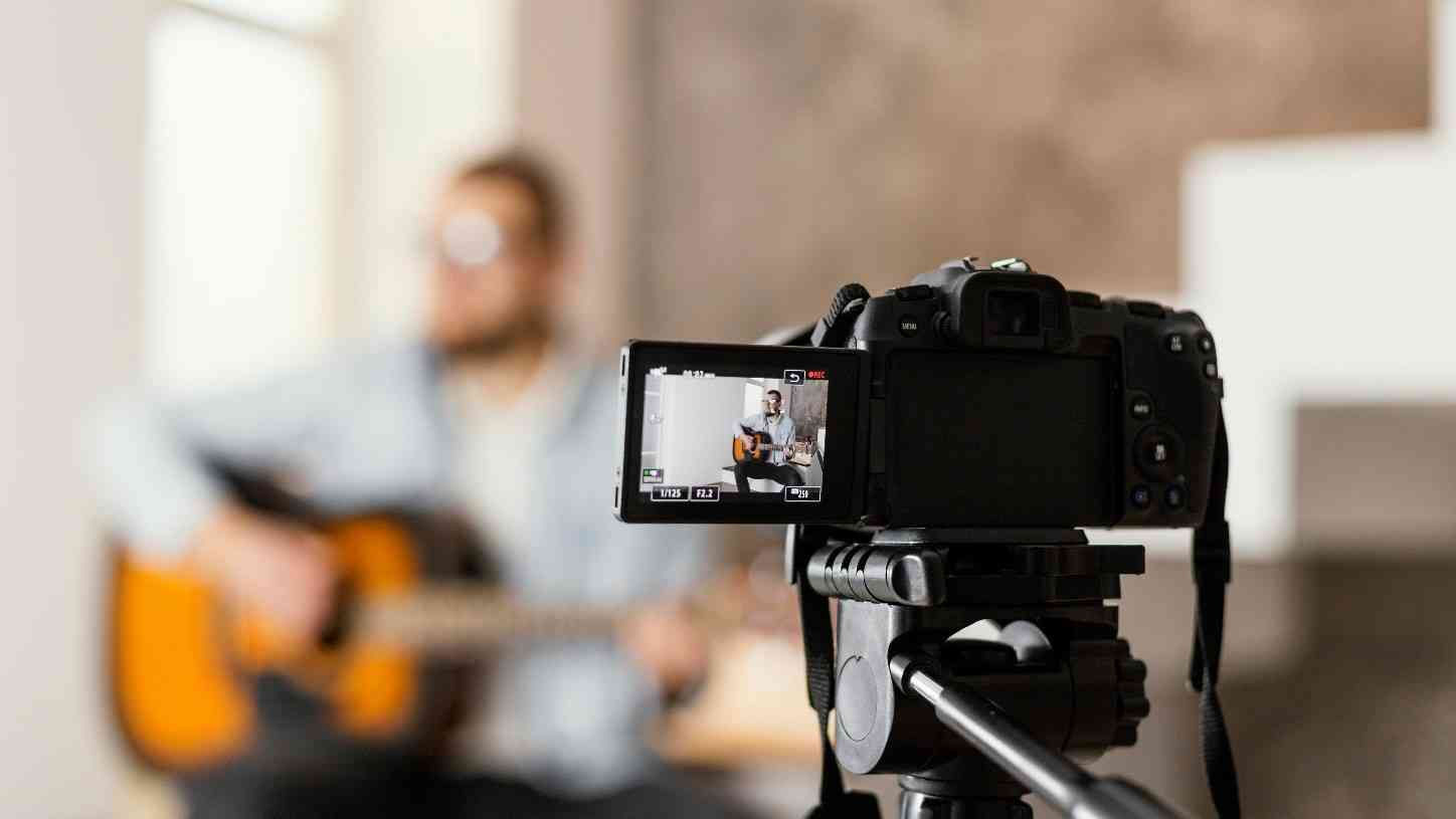 تولید انواع ویدیو و ویدیو بلاگ با قیمت مناسب