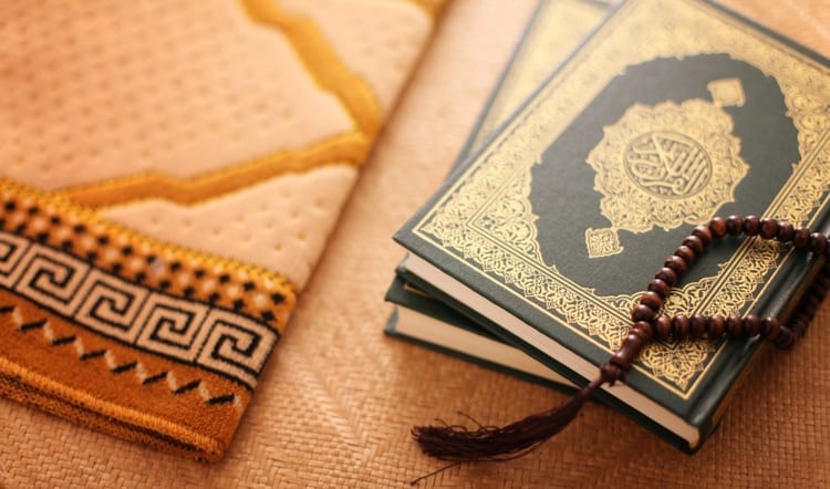 قرآن ارزش‌های اخلاقی، اجتماعی و معنوی را آموزش می‌دهد